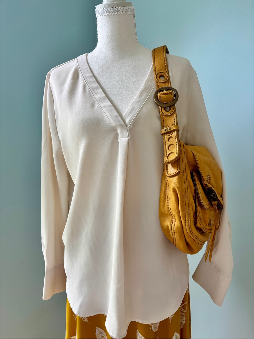 Lucky Brand Yellow Genuine Lamb Leather - Slouchy Shoulder Bag - Picture 10 of 15